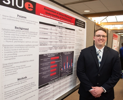 SIUE School of Pharmacy fourth-year student Blake Cornwell earned the Best Platform Presentation Award at the ICHP/MCHP joint meeting.