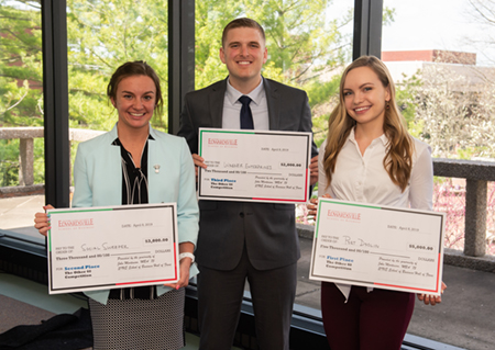Winners of the SIUE School of Business’ 2019 “TheOther40” competition were (L-R) Sydney Daniel, Tristan Warner and Margaret Doolin.