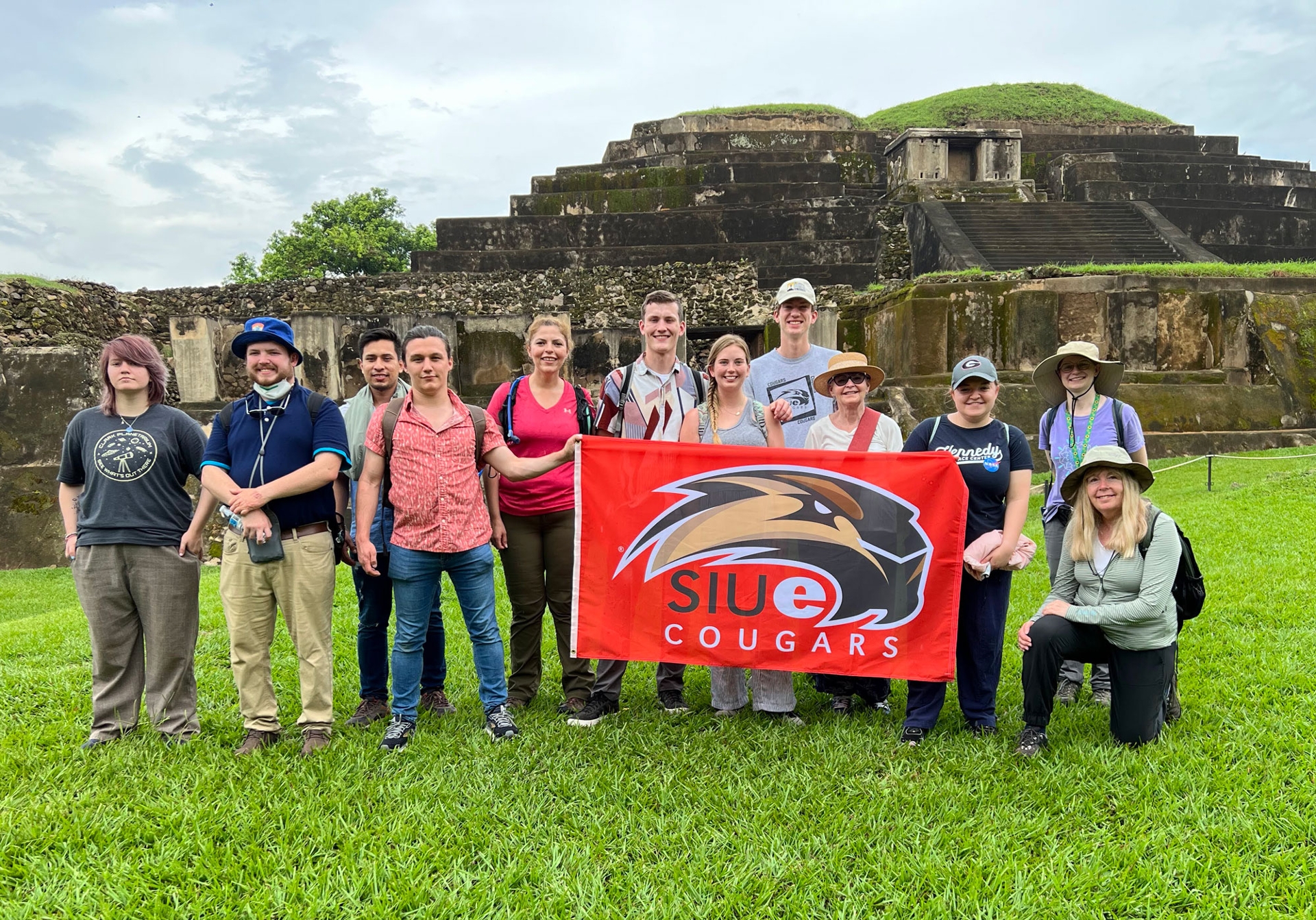 SIUE faculty and students on a global expedition to El Salvador