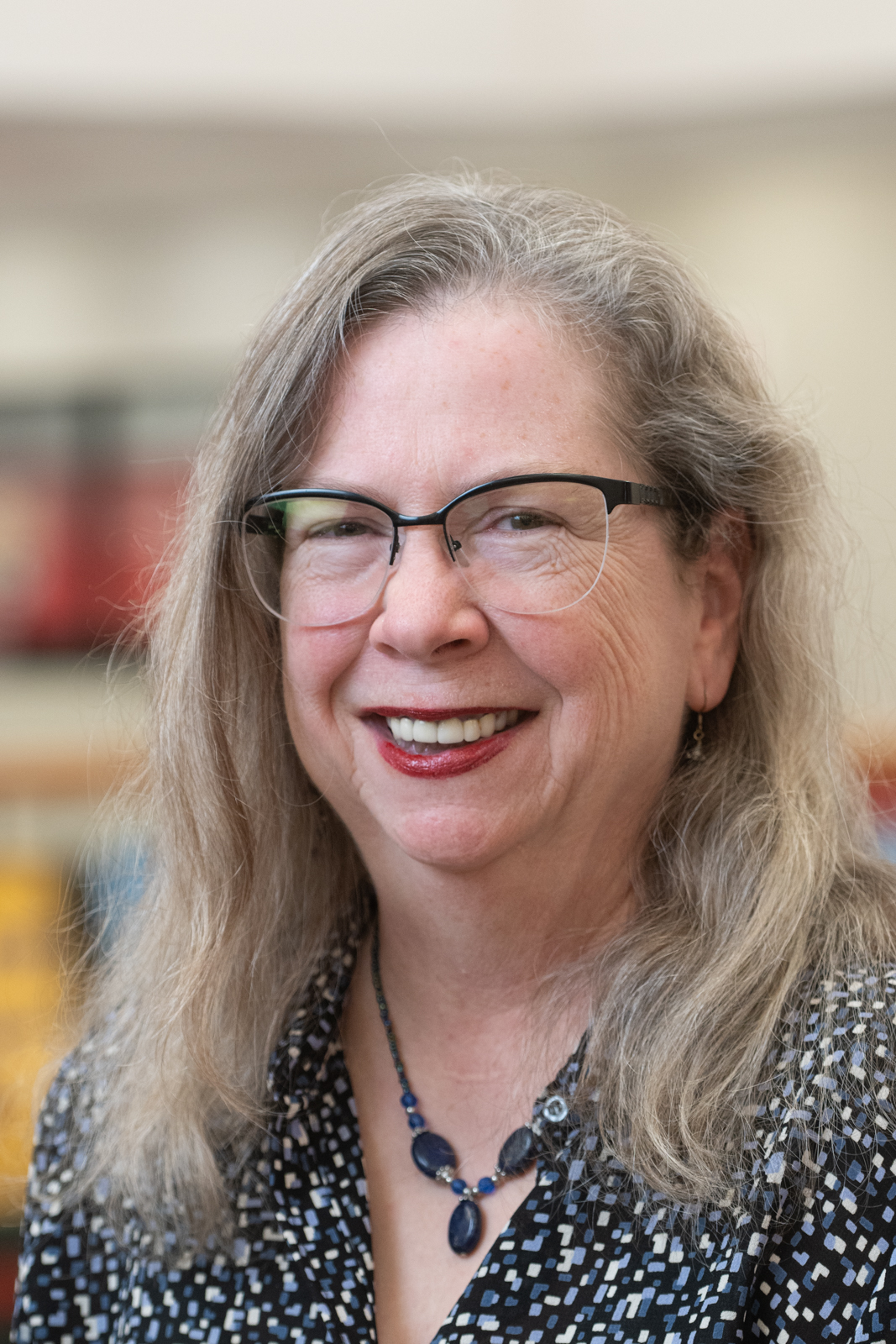 A portrait photo of Lori Huntley