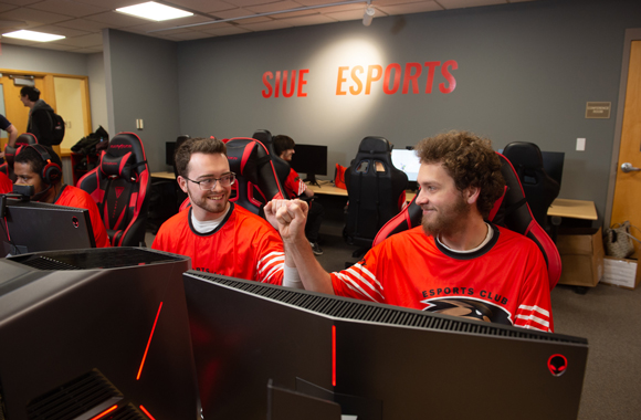 SIUE Unveils New Esports Arena in Bluff Hall