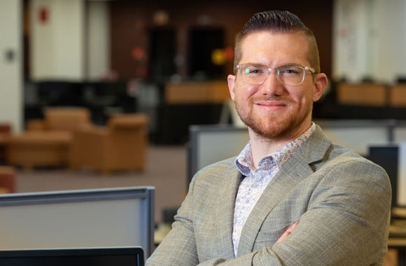Alumnus Named Lovejoy Library’s First Online Learning Librarian