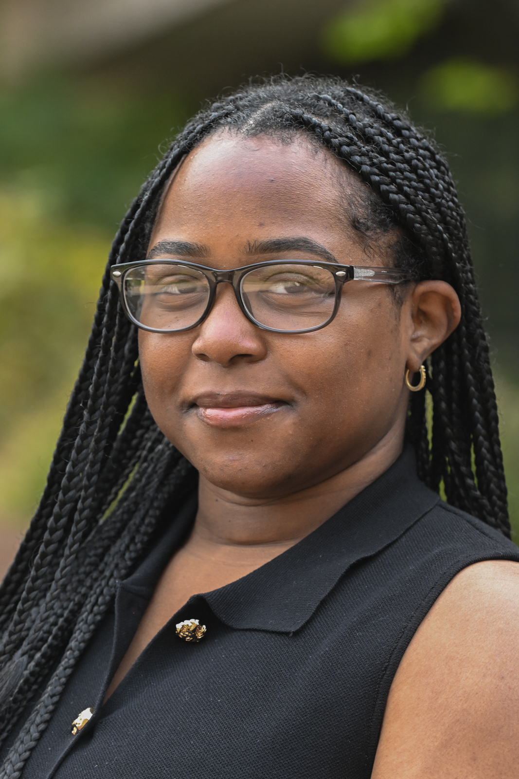 A portrait photo of Asunti Henderson