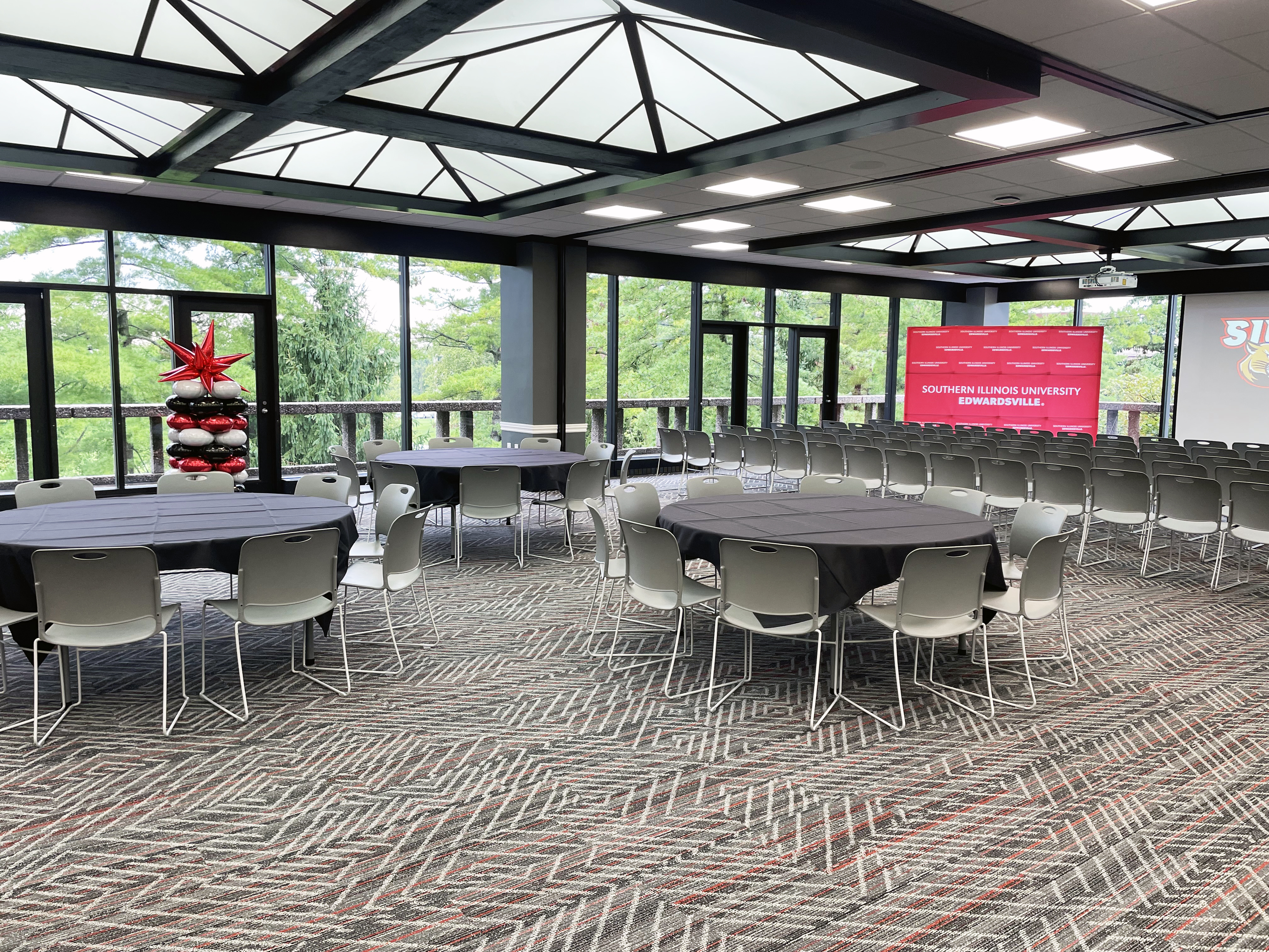 Oak/Redbud/Hickory/Hackberry Rooms