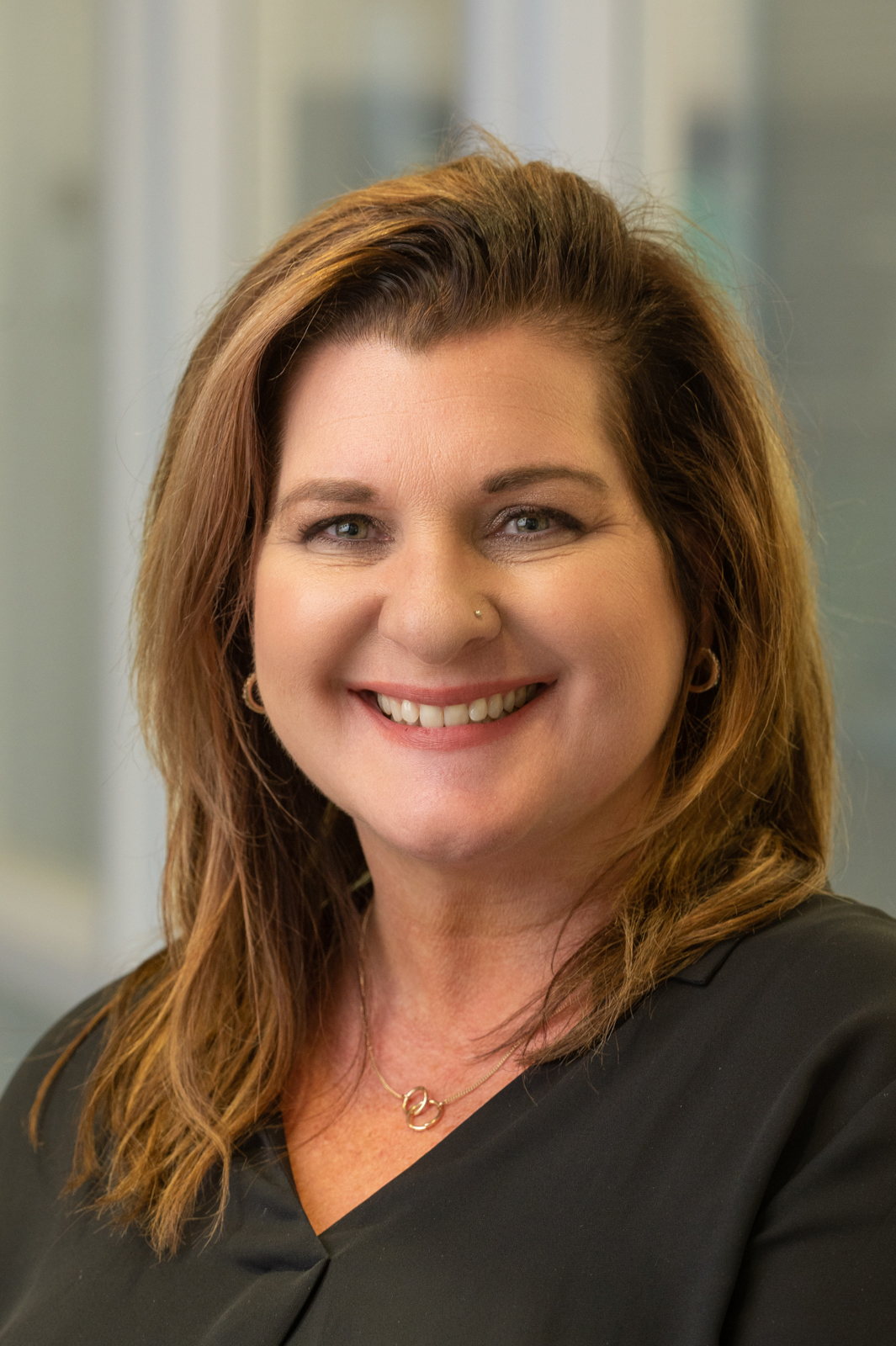 A portrait photo of Dr. Stephanie Hunziker