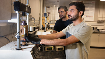 SIUE nursing student