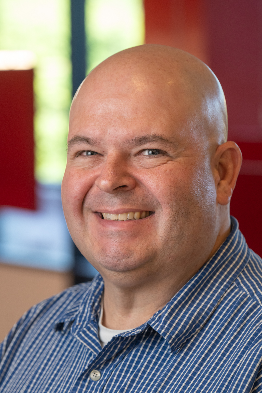 A portrait photo of Robert Douglas