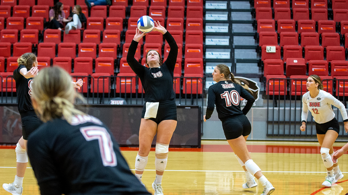 SIUE Volleyball