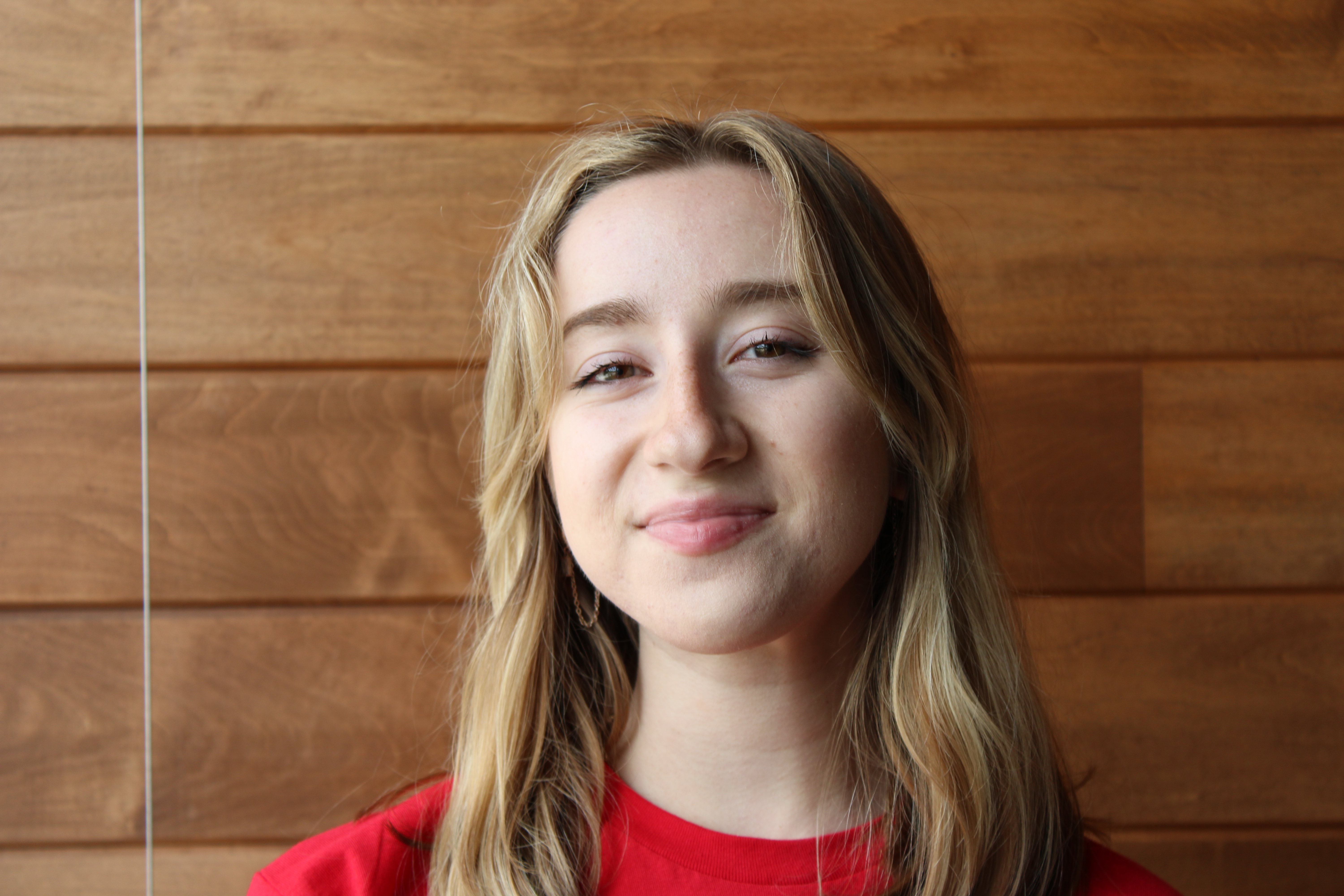 A portrait photo of Diana Tschomakoff