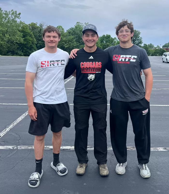 SIUEwrestlers2aa.png