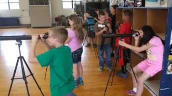 Students Use Telescopes During SIUE Astronomy Camp