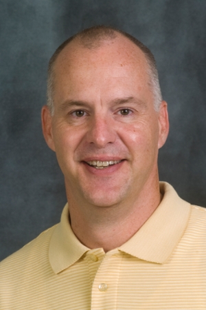 Clay Williams, associate professor in the Department of CMIS at SIUE.