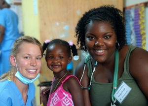 2015 Jamaica Dental Mission Trip Volunteers Tiffany Krimminger and Yasmyn Knight
