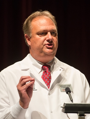 Christopher Larsen, DMD, a 1988 alumnus of the SIU School of Dental Medicine, served as the keynote speaker for the School’s 2017 White Coat Ceremony.