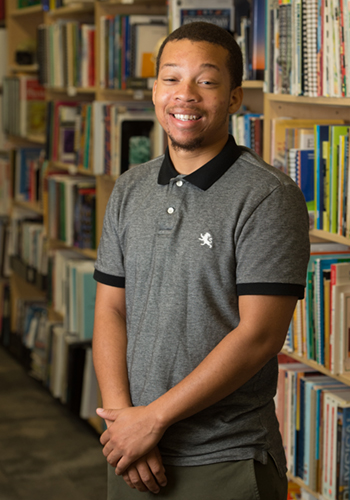 After gaining hands-on experience at the National Center for Atmospheric Research this summer, Ricardo Wells is back on campus working in the SIUE STEM Center.