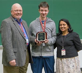 SIU SDM student Luke Revelt earned the 2018 American Association for Dental Research (AADR) Student Research Fellowship.
