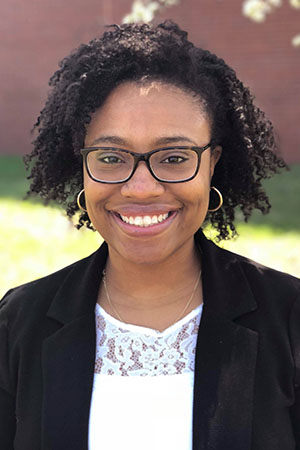 SIUE School of Pharmacy fourth year student Alyse Battles earned third place at the NPhA/SNPhA conference for her poster presentation on “The Impact of Unconscious Bias Training on Pharmacy & Nursing Faculty & Staff.”