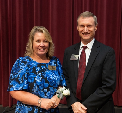 Hall of Fame Inductee Tania Seger and SIUE School of Business Dean Tim Schoenecker