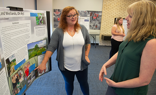 Noyce Scholar Victoria Green shares details about her summer experience at the Watershed Nature Center with STEM Center Director Sharon Locke, PhD.