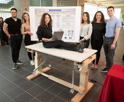 Industrial Engineering students presented “Standin’ Desk Riser” as their senior assignment. Team members include Sefa Kocak, Murat Kuvelet, Saadet Kilic, Bugen Kocoglu, Elif Kapelman and Esma Evlicoglu.