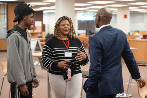 CODES scholars connect with SIUE Chancellor James T. Minor, PhD.