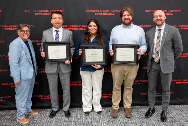 SIUE Graduate School Awards Honor Outstanding Students and Faculty Research Contributions and Support