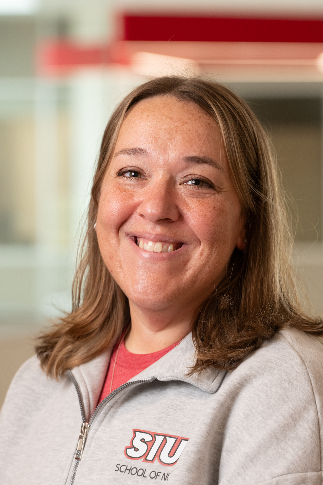 A portrait photo of Jennifer Swiney