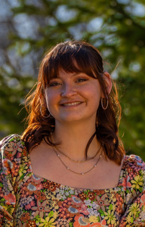 A portrait photo of Aubri Thompson