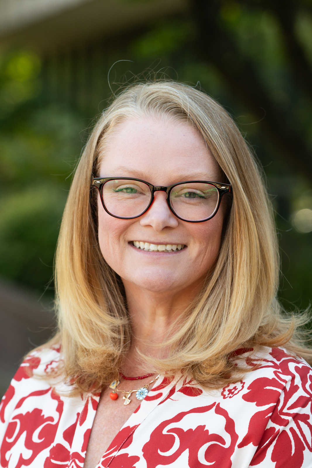 A portrait photo of Heather Yeager