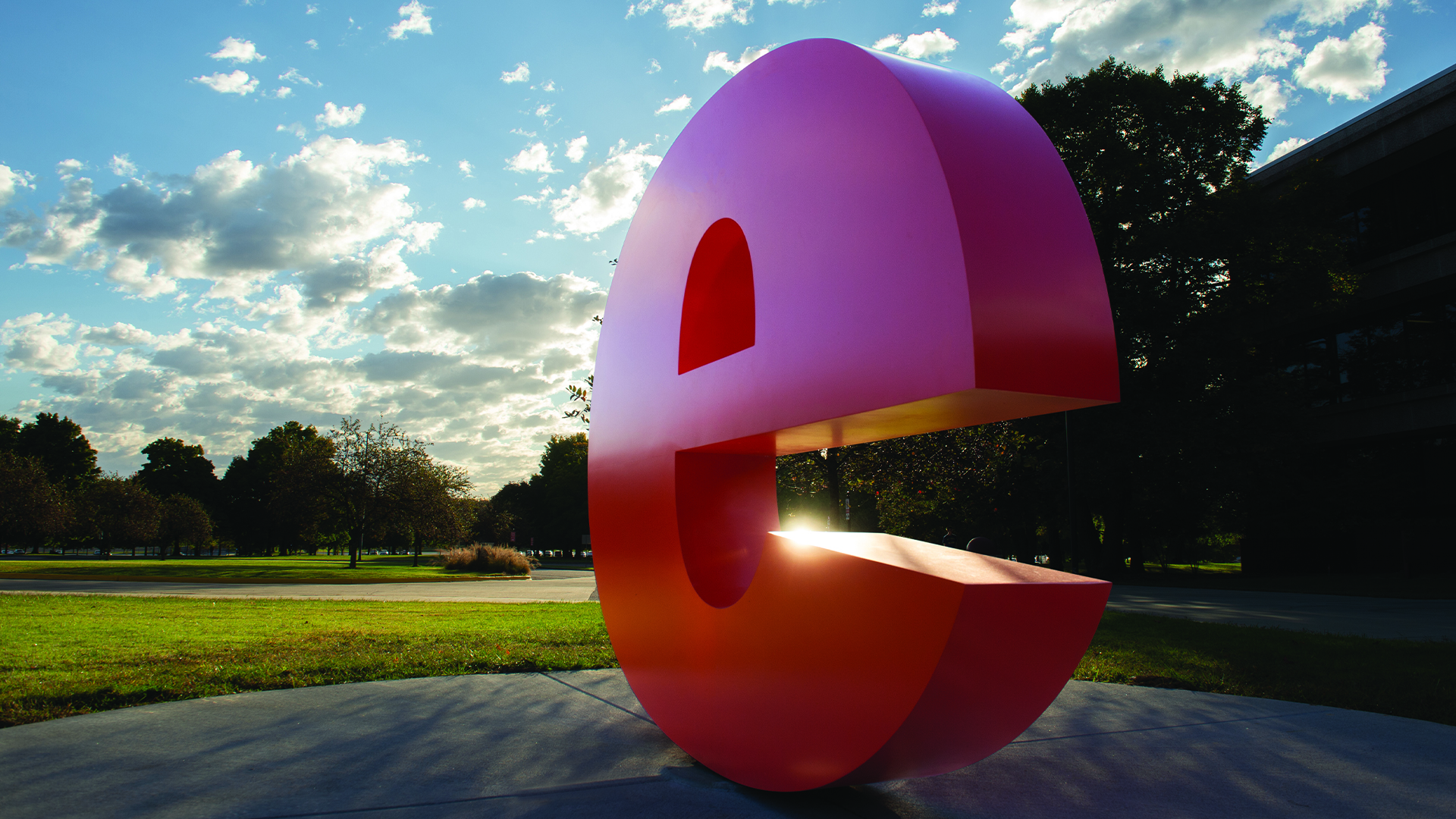 The 'e' statue at SIUE