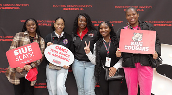 SIUE Students at Preview SIUE