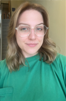 A portrait photo of Abigail Lewis