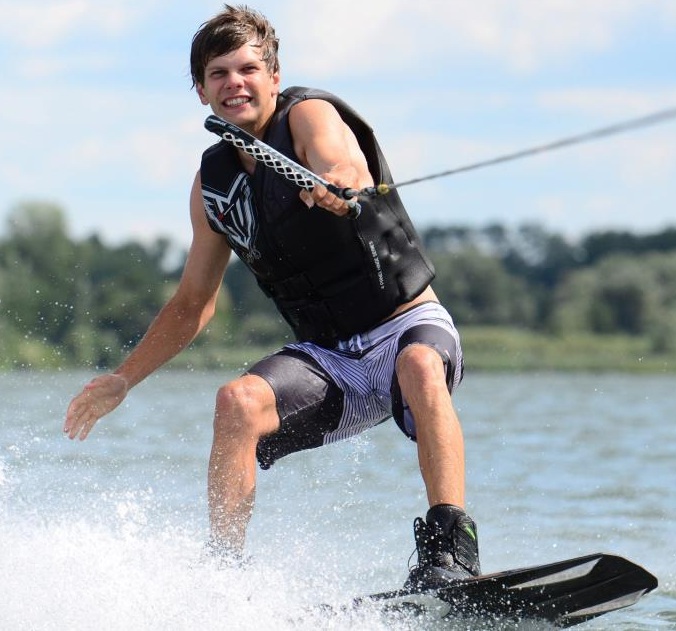 Wakeboarding Picture
