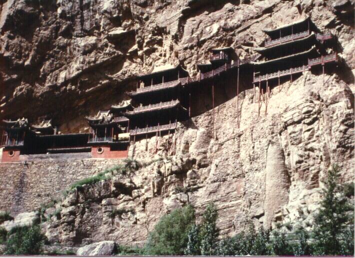 HANG_MON.JPG - 552.74 K